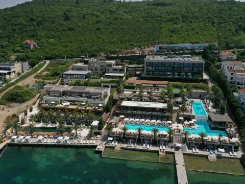 Prodaja, dvosoban stan, 201m², Đuraševići, Tivat - image 19