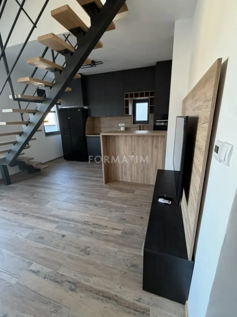 Rent, three bedroom apartment, 50m², Olimp, Zvezdara Sve Podlokacije