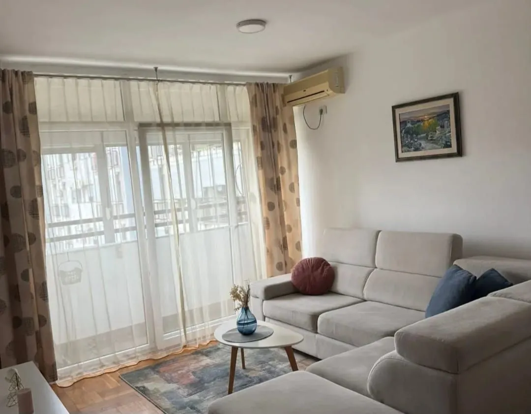 Prodaja, dvosoban stan, 56m², 1 maj, Podgorica