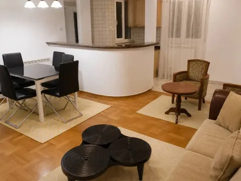 Rent, three bedroom apartment, 80m², Centar, Podgorica - image 1