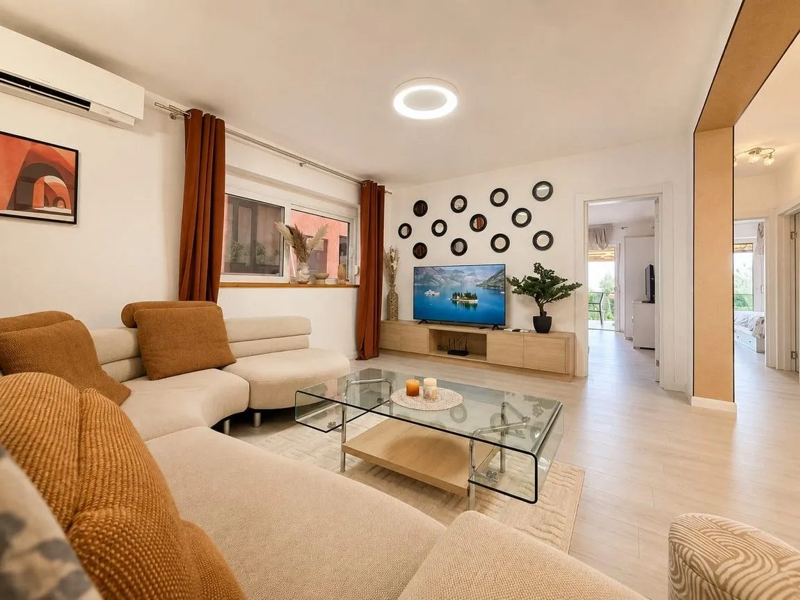 Sale, two bedroom apartment, 99m², Petrovac, Budva