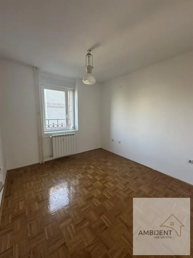 Izdavanje, trosoban stan, 88m², Bezanijska Kosa 1, Bežanijska Kosa Sve Podlokacije