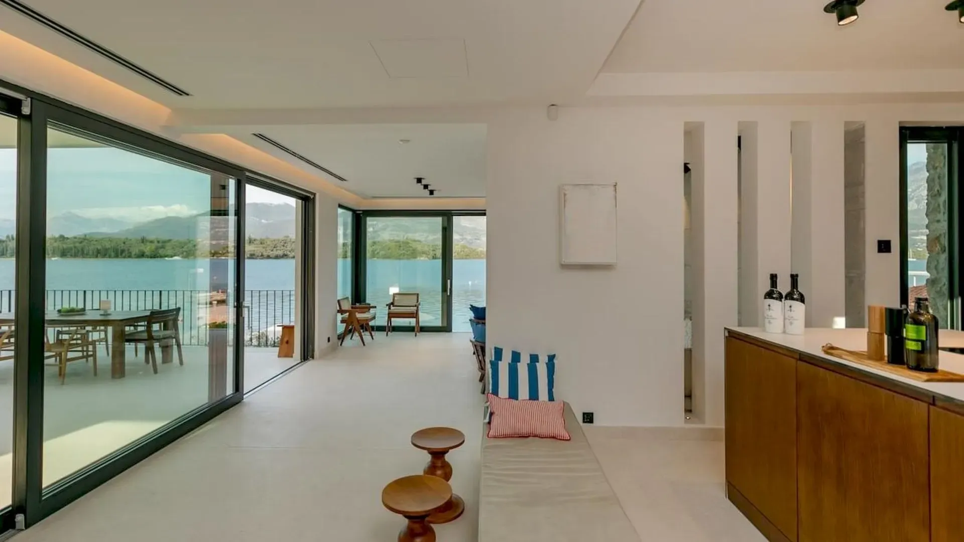 Prodaja, kuća, 676m², Tivat, Crna Gora