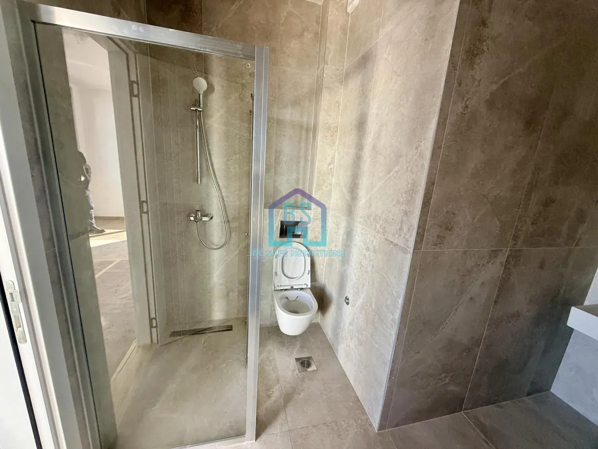 Prodaja, stan, 142m², Telep, Novi Sad Sve Podlokacije