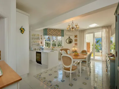Sale, house, 150m², Bečići, Budva - image 9