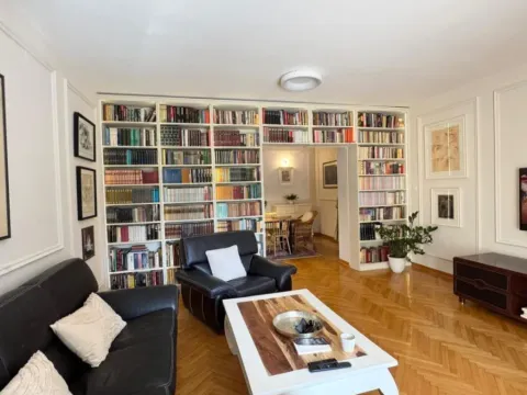 Izdavanje, trosoban stan, 145m², Momišići, Podgorica - image 5