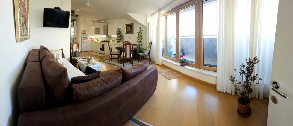 Sale, four bedroom apartment, 137m², Vračar Hram, Vračar Sve Podlokacije