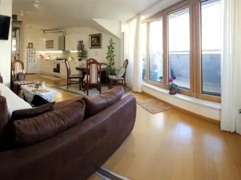 Sale, four bedroom apartment, 137m², Vračar Hram, Vračar Sve Podlokacije - image 6