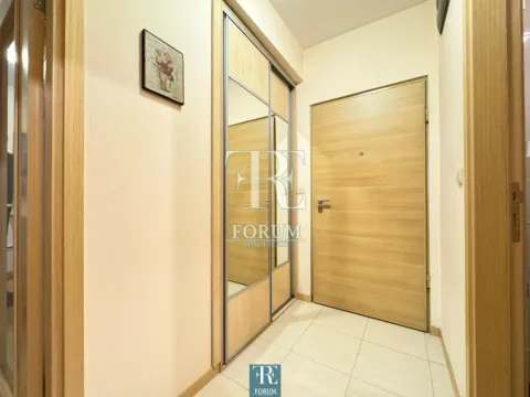 Izdavanje, dvosoban stan, 70m², Blok 6, Podgorica - image 5