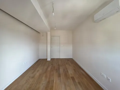 Rent, apartment, 95m², Central Point, Podgorica - image 6