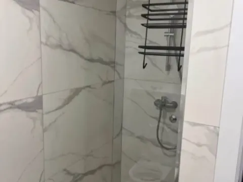 Izdavanje, jednosoban stan, 47m², Stari Aerodrom, Podgorica - image 5