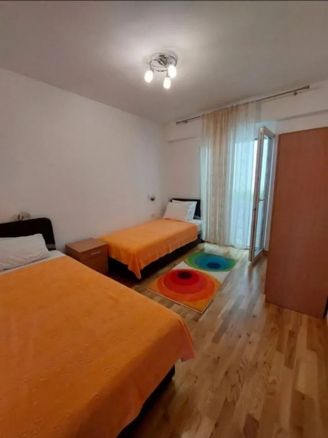 Rent, two bedroom apartment, 75m², Centar, Tivat