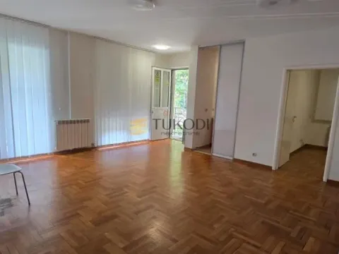 Stan in Voždovac Sve Podlokacije