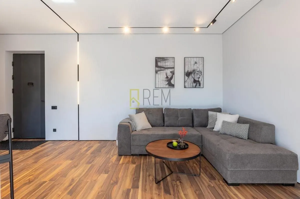Sale, one bedroom apartment, 52m², Jaz, Budva