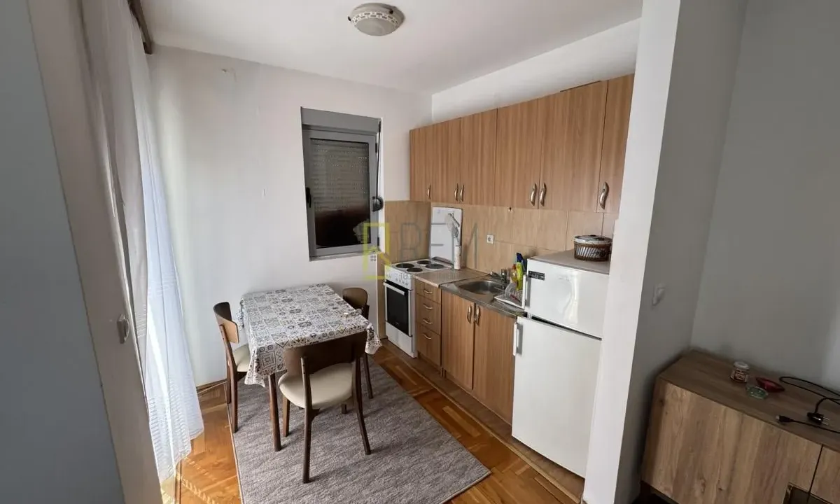 Rent, one bedroom apartment, 42m², Momišići, Podgorica