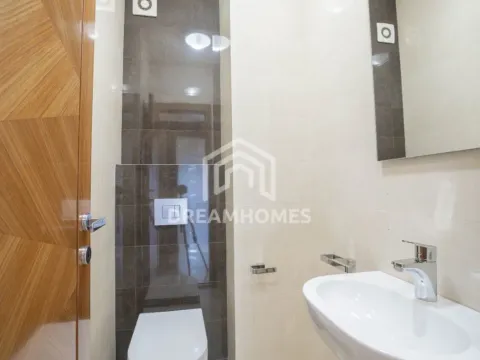 Izdavanje, dvosoban stan, 75m², Centar, Podgorica - image 8