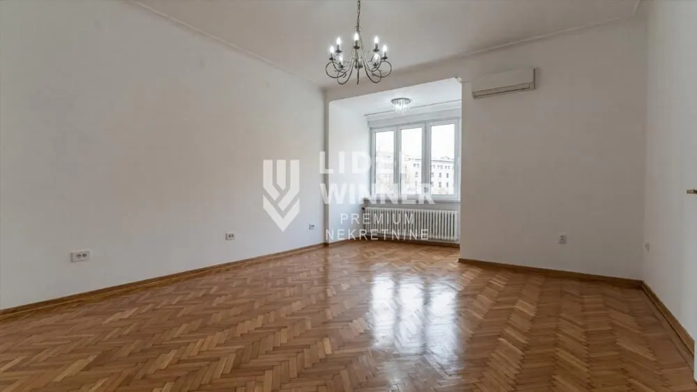 Rent, office space, 136m², Stari Grad, Beograd