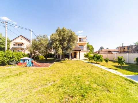 Rent, two bedroom apartment, 80m², Gornja Gorica, Podgorica - image 12