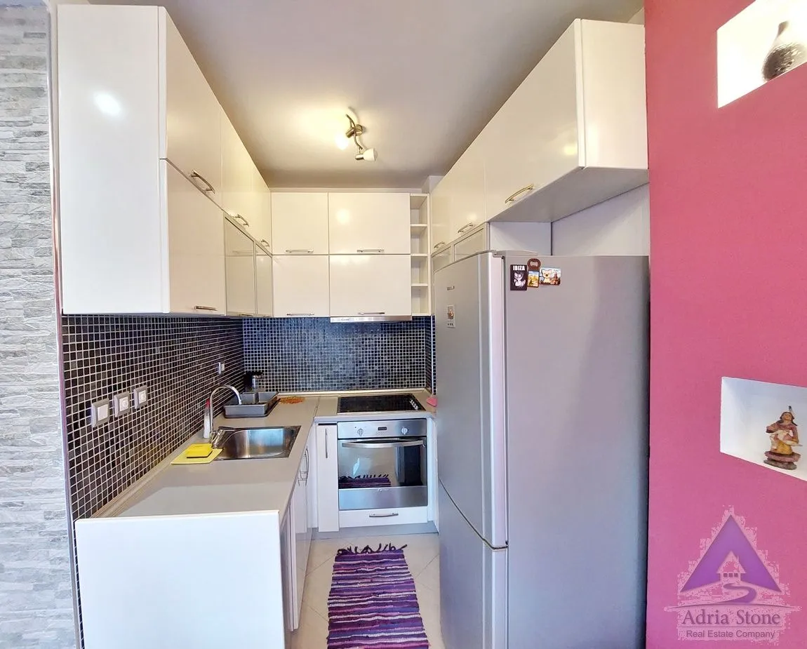 Sale, two bedroom apartment, 54m², Centar, Budva