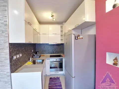 Sale, two bedroom apartment, 54m², Centar, Budva - image 9