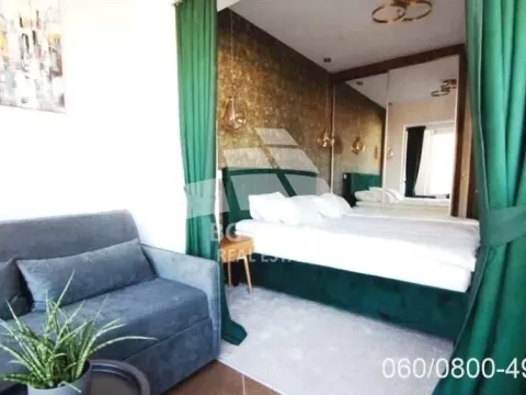 Prodaja, četvorosoban stan, 109m², Stari Grad, Beograd - image 2