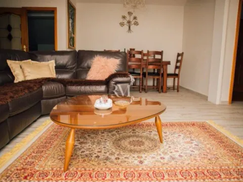 Izdavanje, dvosoban stan, 120m², Sveti Stasije, Kotor - image 4