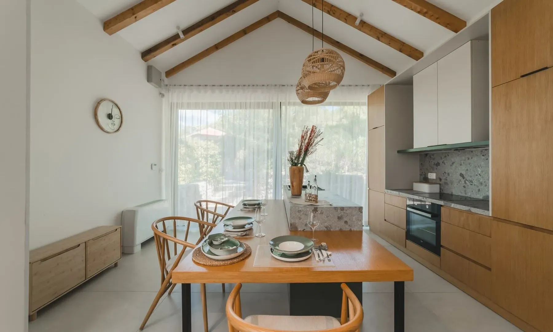 Rent, house, 520m², Đuraševići, Tivat