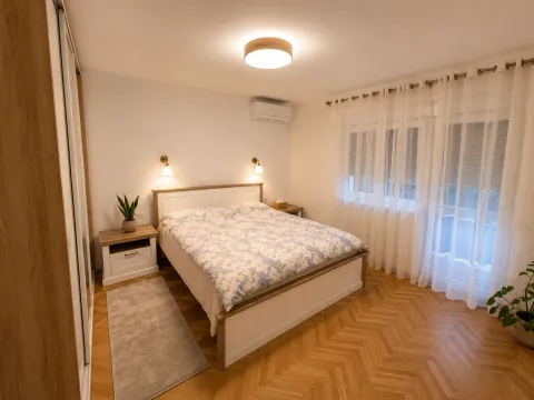 Rent, two bedroom apartment, 73m², Centar, Podgorica - image 6