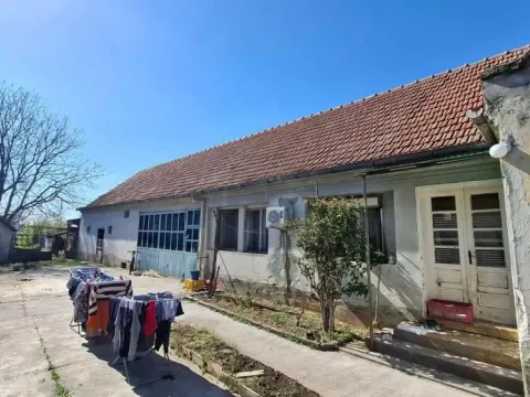 Prodaja, kuća, 248m², Dobanovci, Surčin - image 13