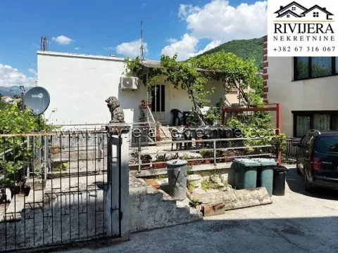 Prodaja, kuća, 80m², Centar, Tivat - image 2