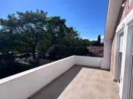 Rent, house, 120m², Tološi, Podgorica - image 11