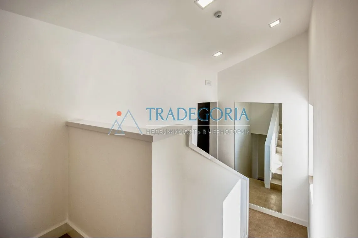 Prodaja, kuća, 180m², Tivat, Crna Gora