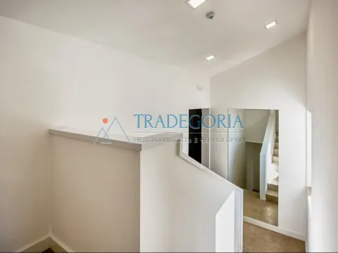 Prodaja, kuća, 180m², Tivat, Crna Gora - image 27