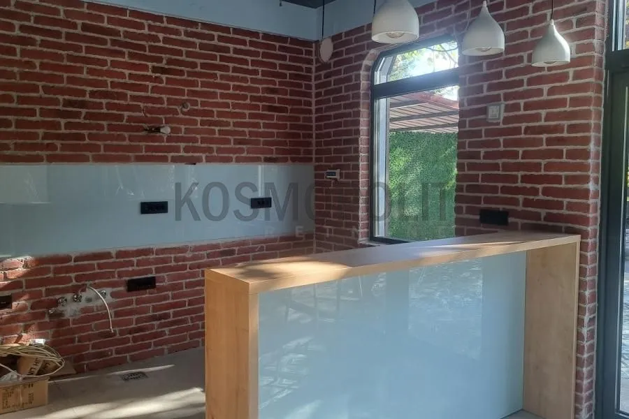 Rent, office space, 40m², Petlovo Brdo, Beograd