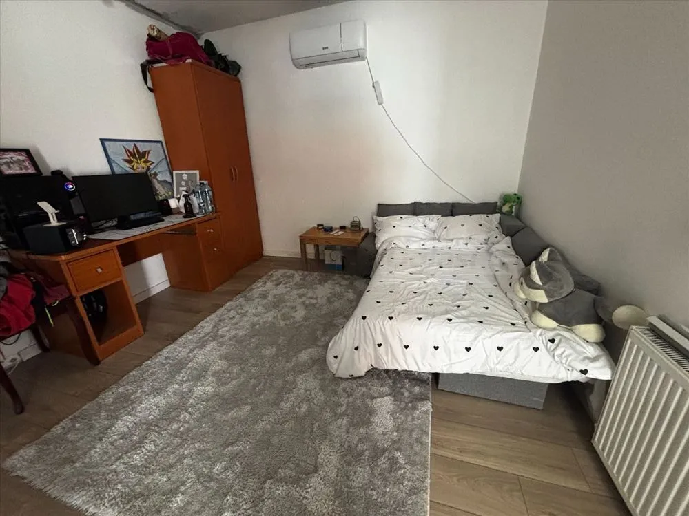 Prodaja, kuća, 222m², Borča Sve Podlokacije, Beograd