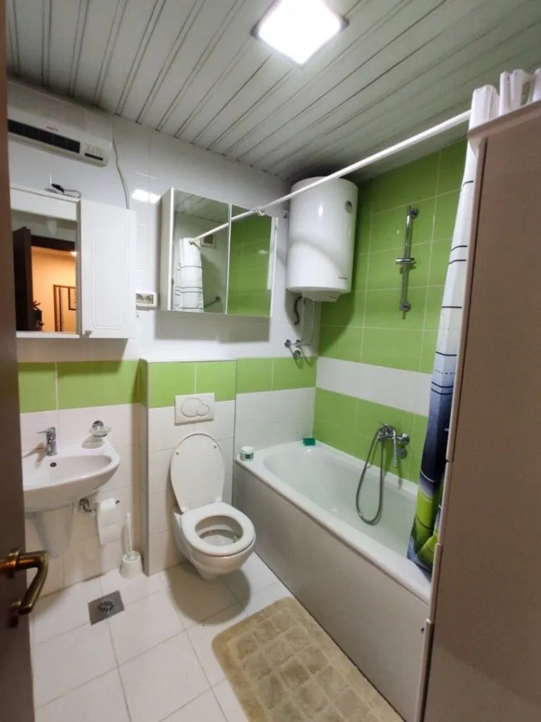 Izdavanje, dvosoban stan, 72m², City Kvart, Podgorica