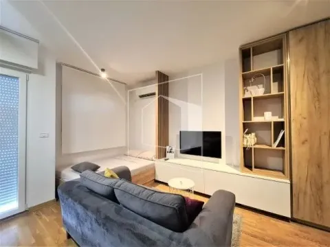 Izdavanje, stan, 30m², City Kvart, Podgorica - image 2
