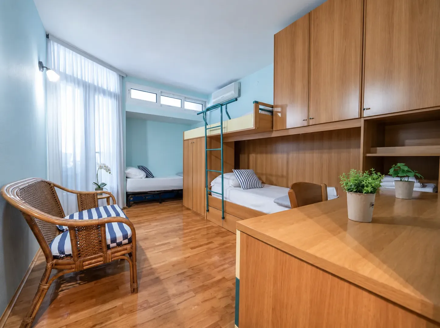 Rent, two bedroom apartment, 100m², Centar, Budva