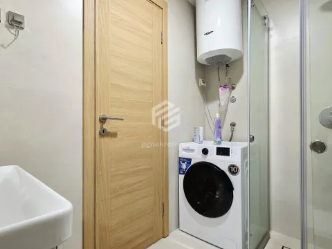 Rent, two bedroom apartment, 69m², City Kvart, Podgorica - image 13