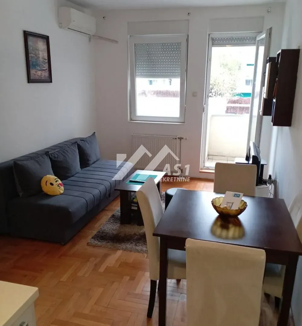Izdavanje, jednosoban stan, 38m², Nova Detelinara, Novi Sad Sve Podlokacije