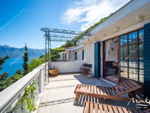 Sale, two bedroom apartment, 92m², Kostanjica, Kotor - image 31
