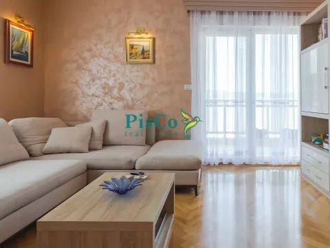 Izdavanje, dvosoban stan, 88m², City Kvart, Podgorica - image 8