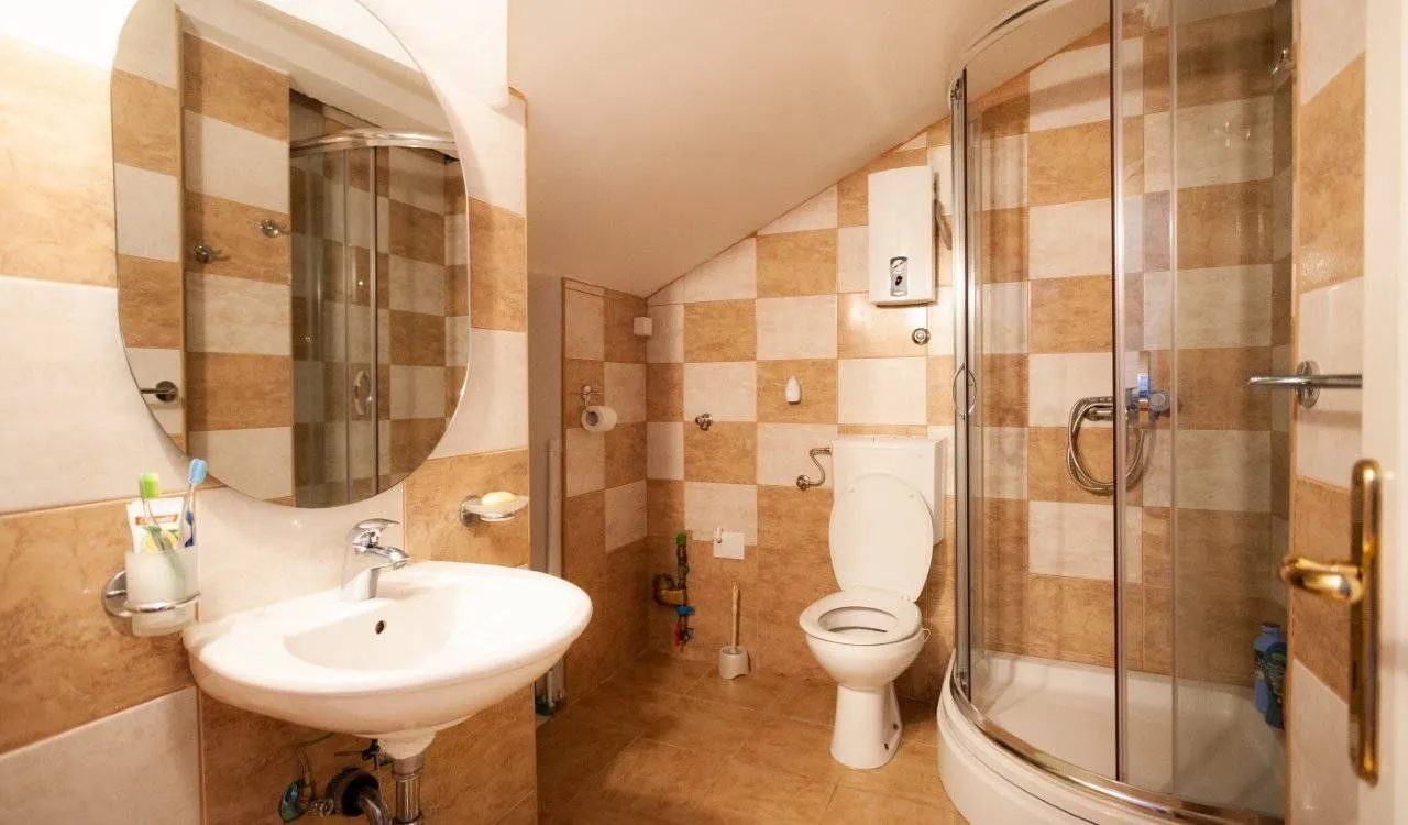 Sale, one bedroom apartment, 69m², Petrovac, Budva