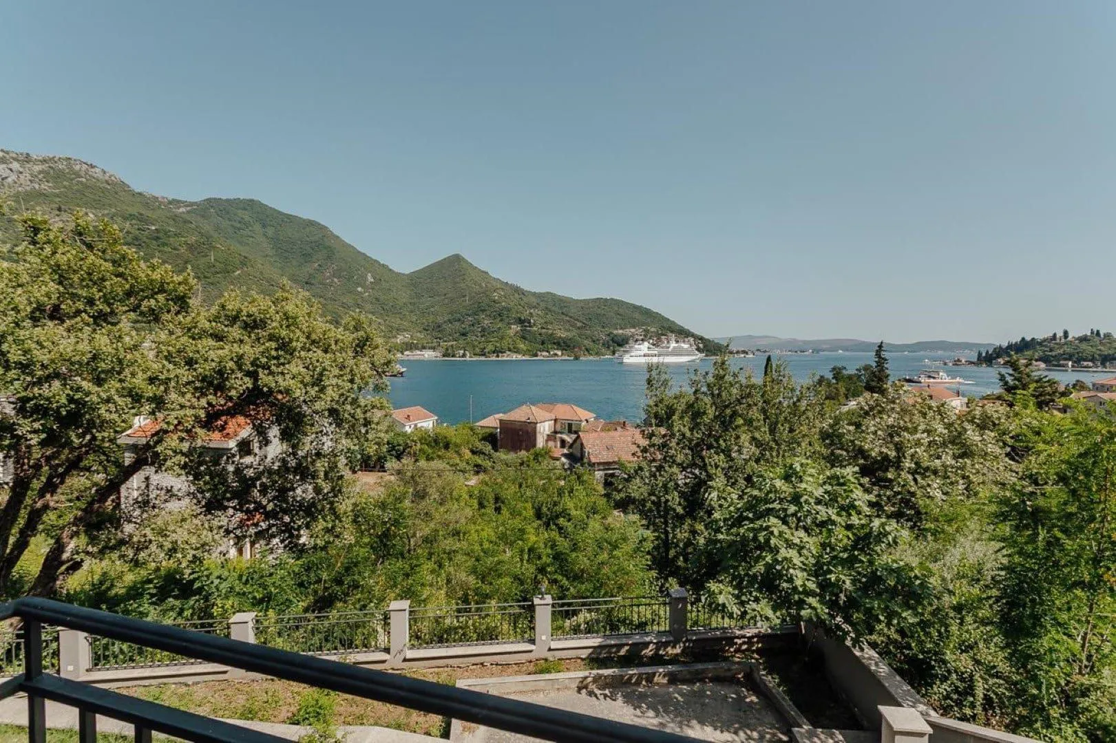 Prodaja, dvosoban stan, 96m², Kamenari, Herceg Novi