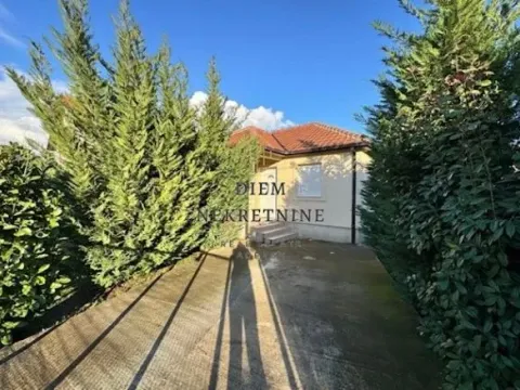 Rent, house, 70m², Velje Brdo, Podgorica - image 2