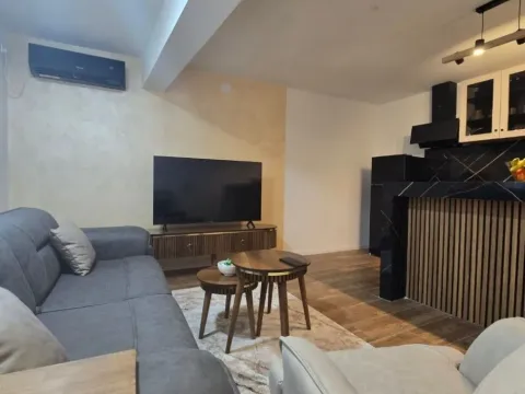 Izdavanje, kuća, 49m², Zabjelo, Podgorica - image 3