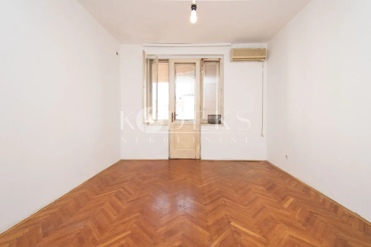 Prodaja, dvosoban stan, 76m², Centar, Podgorica