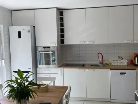 Prodaja, kuća, 154m², Beočin, Srbija - image 10