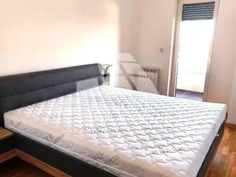 Izdavanje, dvosoban stan, 60m², Hala Pionir, Palilula Sve Podlokacije - image 8