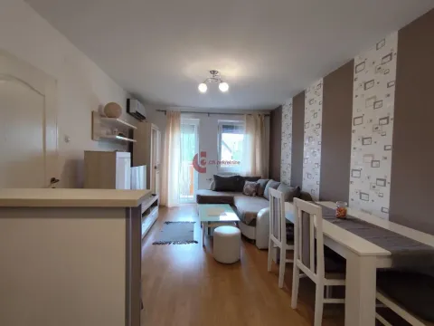 Izdavanje, dvosoban stan, 49m², Železničko Naselje, Subotica - image 3